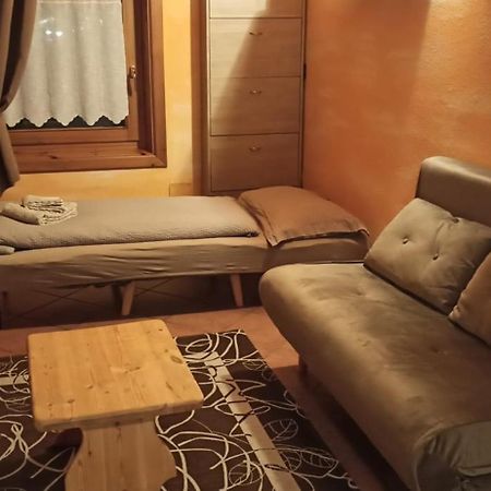 ליביניו Wood Apartments מראה חיצוני תמונה