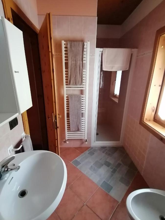 ליביניו Wood Apartments מראה חיצוני תמונה